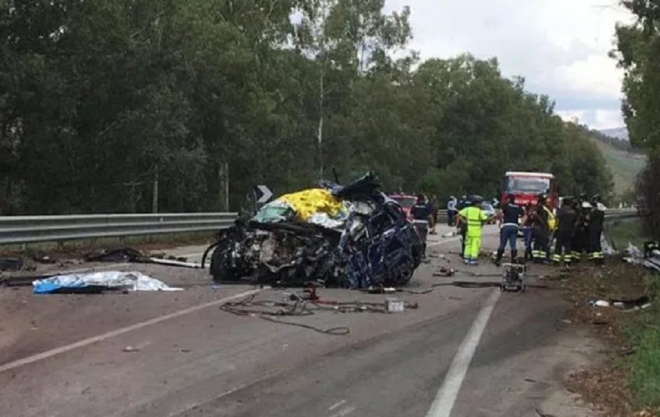 Strage Senza Fine, Scontro Frontale Nei Pressi Di Enna, Un Morto E Un ...