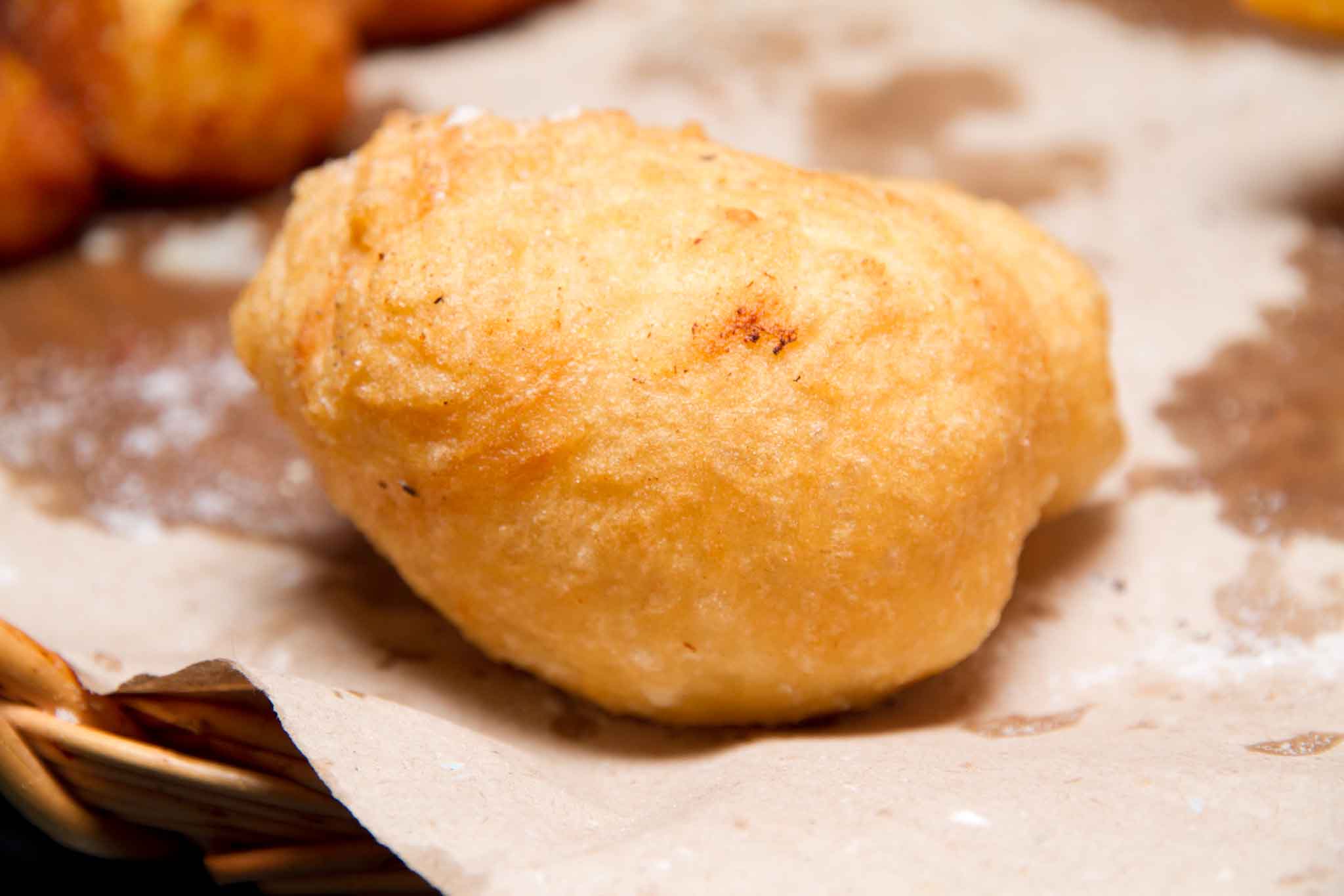 Frittelle Di Baccalà, L'antipasto Sfizioso Per Il Cenone Di Natale ...