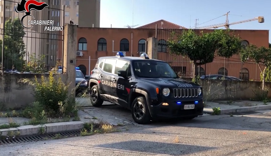 carabinieri incastrano ladri all'istituto Dolci