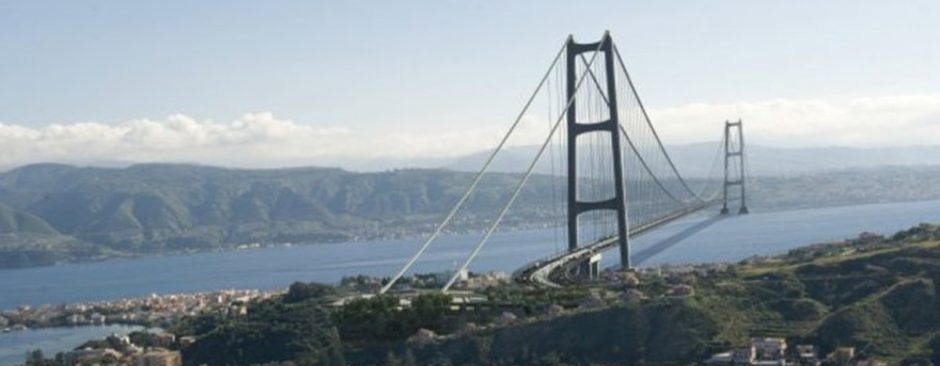 Ponte sullo Stretto di Messina.