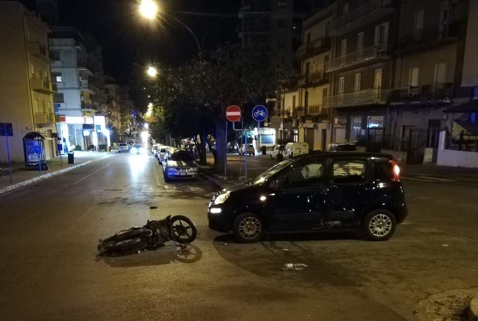 In prognosi riservata 18enne coinvolto in un incidente in viale Europa ad Alcamo