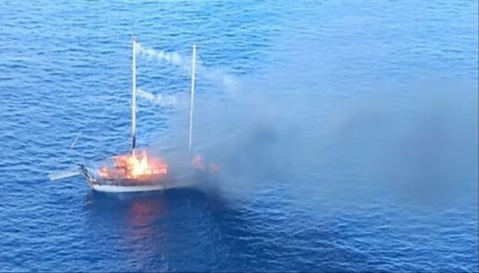 Dopo la paura per l’incendio dell’imbarcazione carica di turisti a Lampedusa ora affiorano le carenze dei mezzi di soccorso