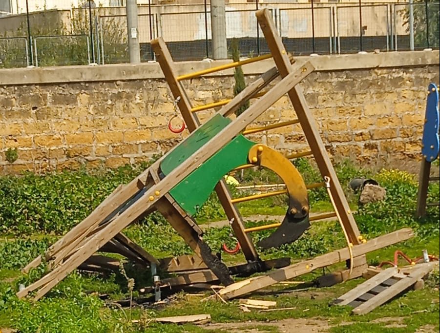 Vandalizzato parco giochi Brancaccio