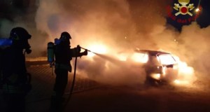 Auto in fiamme a Monreale e Trappeto, intervento dei vigili del fuoco e carabinieri