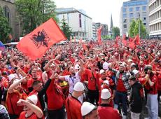Euro 2024, 50 tifosi italiani fermati dalla polizia, preparavano agguato agli albanesi