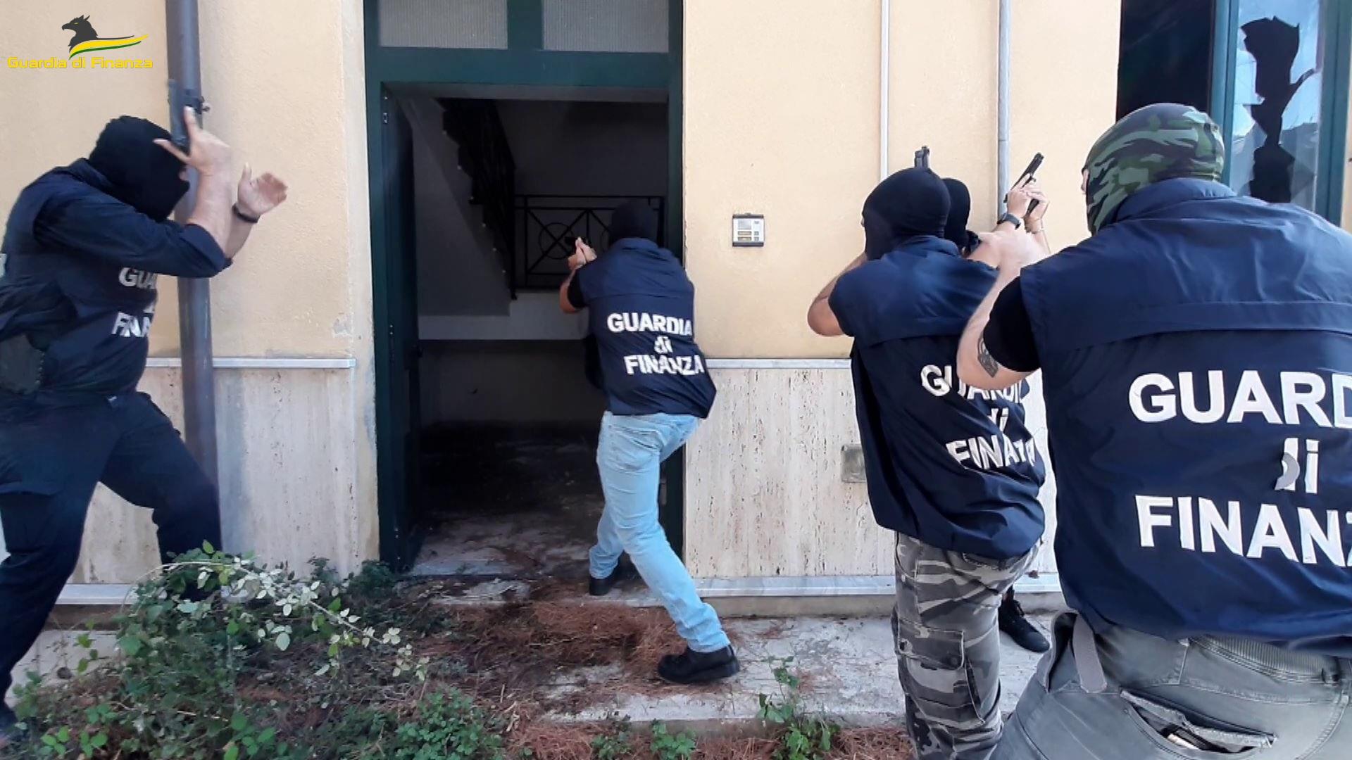 Mafia E Appalti, 7 Arresti A Sciacca, Coinvolto Anche Ex Dirigente ...