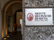 MPS lancia offerta su Mediobanca, verso un nuovo colosso bancario